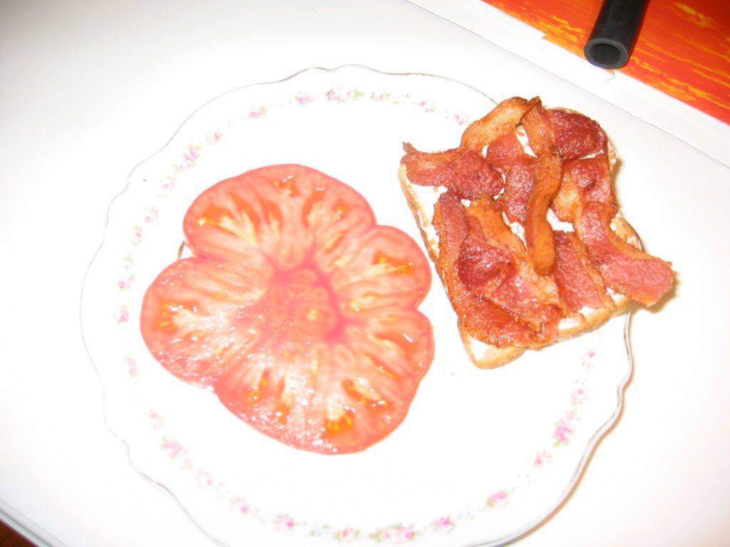  photo BrandywineTomato_zpsaed2ffc4.jpg