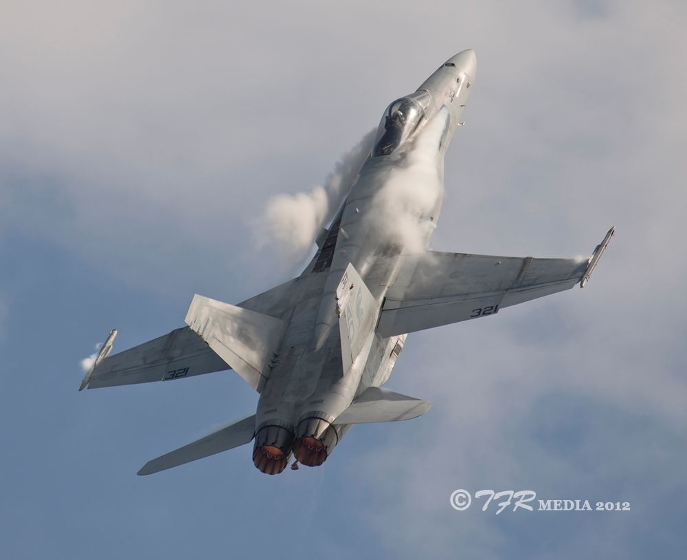 IMAGE: http://i918.photobucket.com/albums/ad23/horse51/2012%20-%20Me%20So%20Hornet/eaa12IMG_3713_zps3301802d.jpg