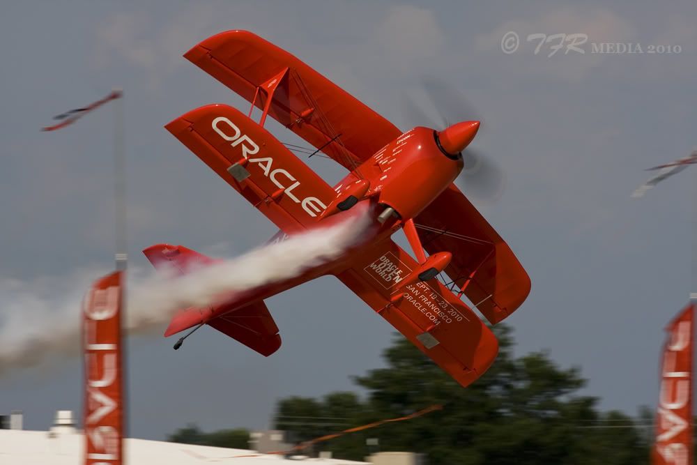 IMAGE: http://i918.photobucket.com/albums/ad23/horse51/Oshkosh%202010/os10IMG_5405.jpg