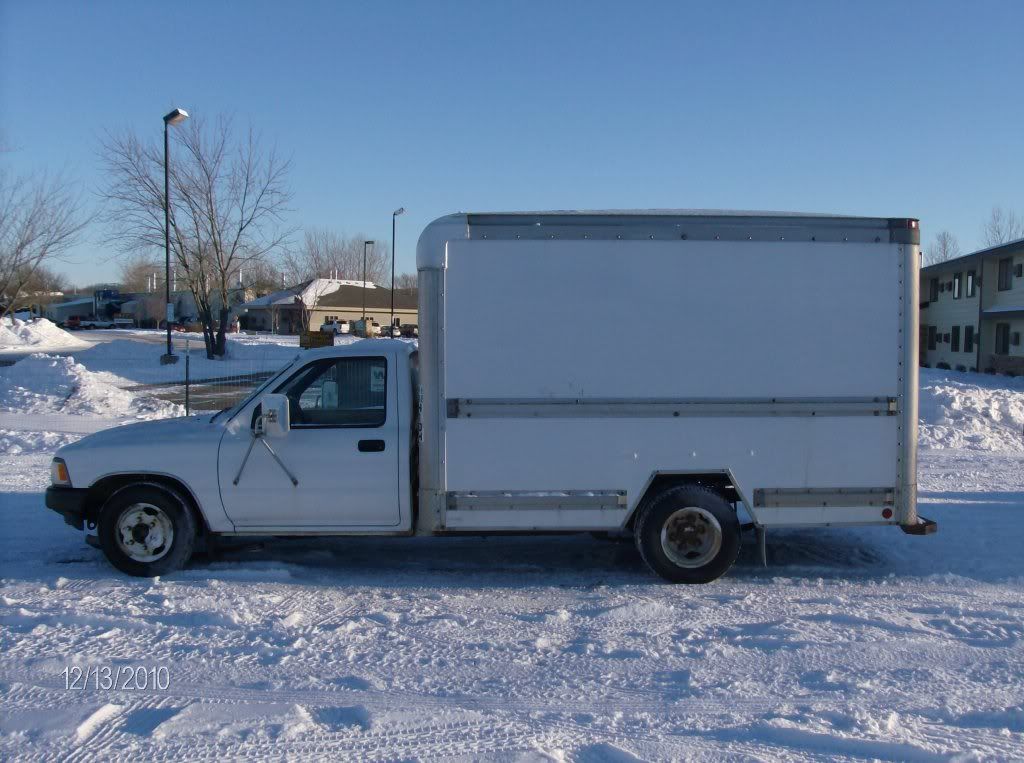 toyota 10 foot box truck #1