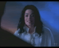 ertewr-michael-jackson-7868015-352-.gif